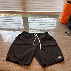 LIKE NEW! VUORI Men’s Banks Short 7” Black Size Large Tag FITS LIKE MEDIUM